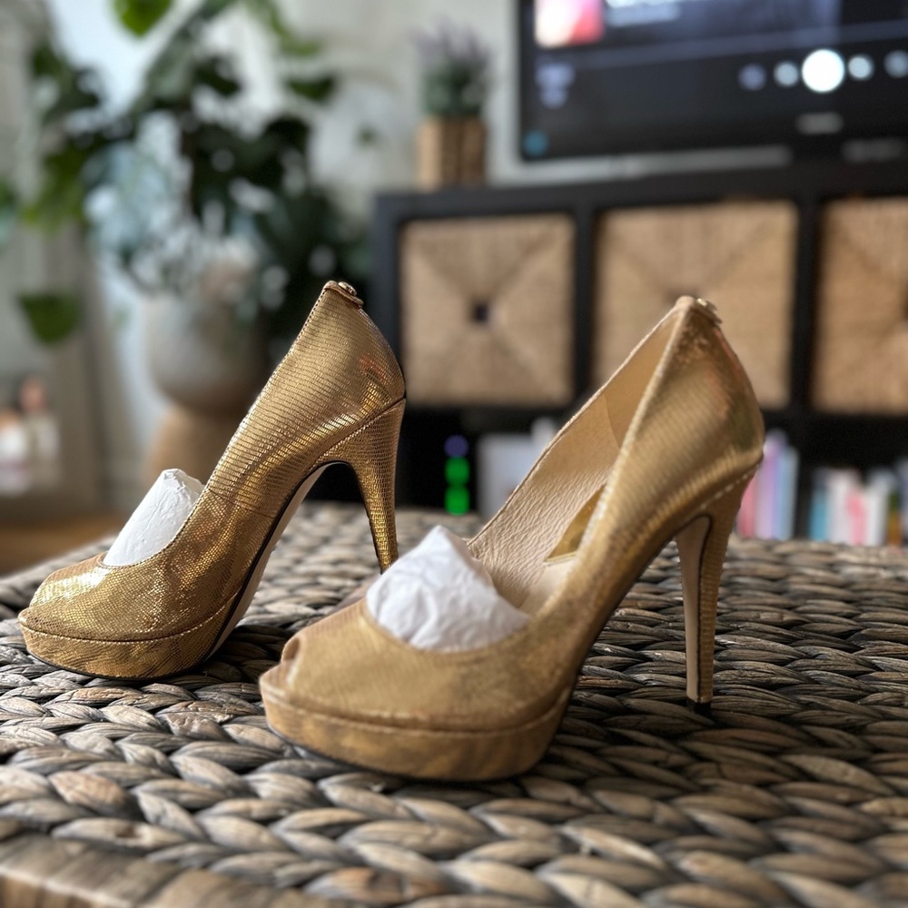 Michael Kors Gold Peep Toe Heels